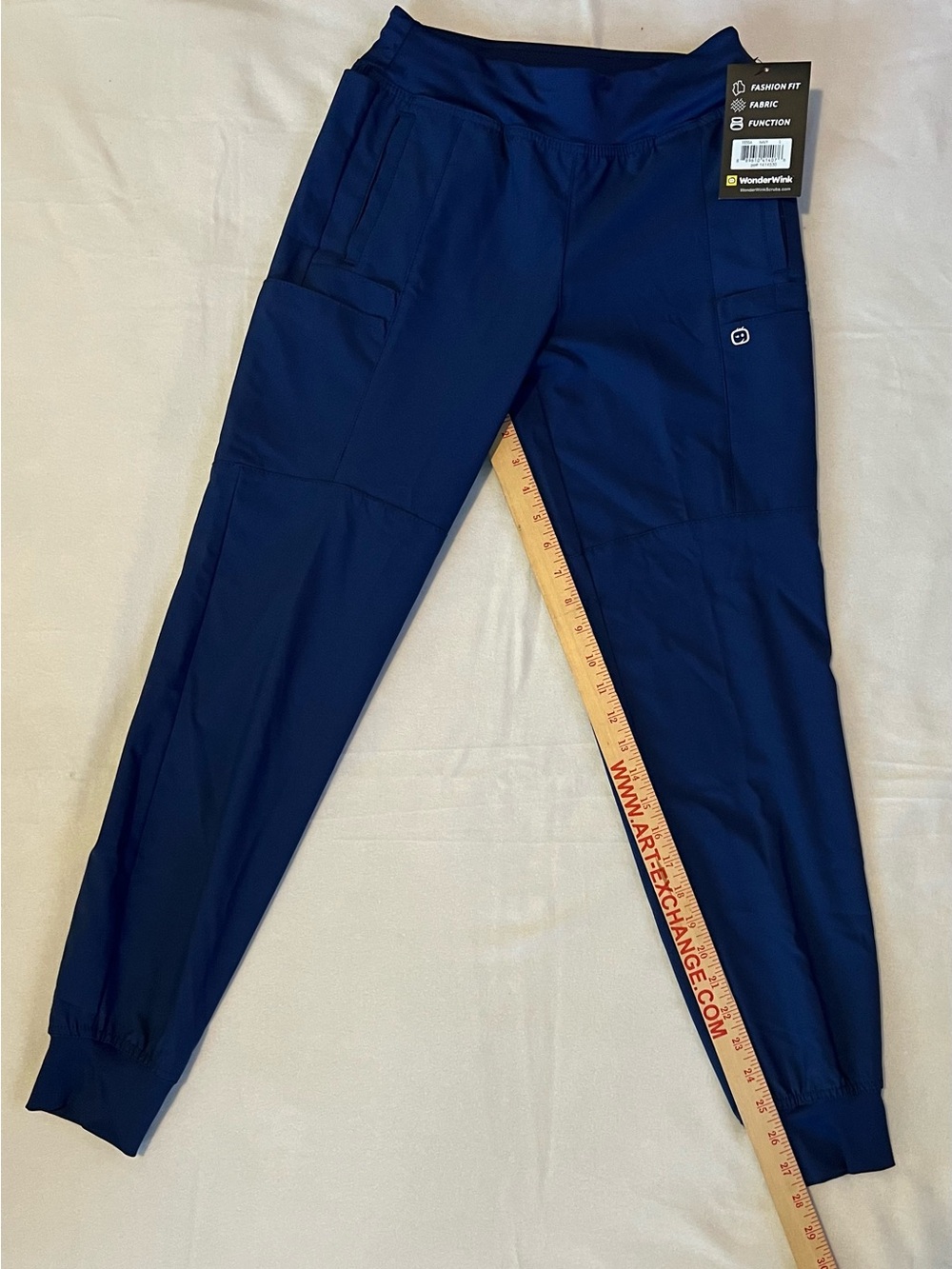 WonderWink Women’s Navy Slim Cargo Joggers- Size Small